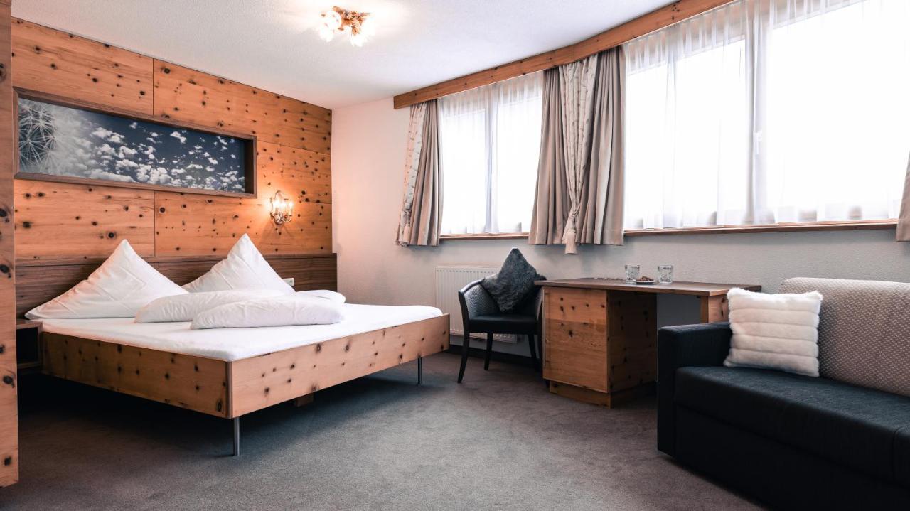 Alpina Hotel 4*